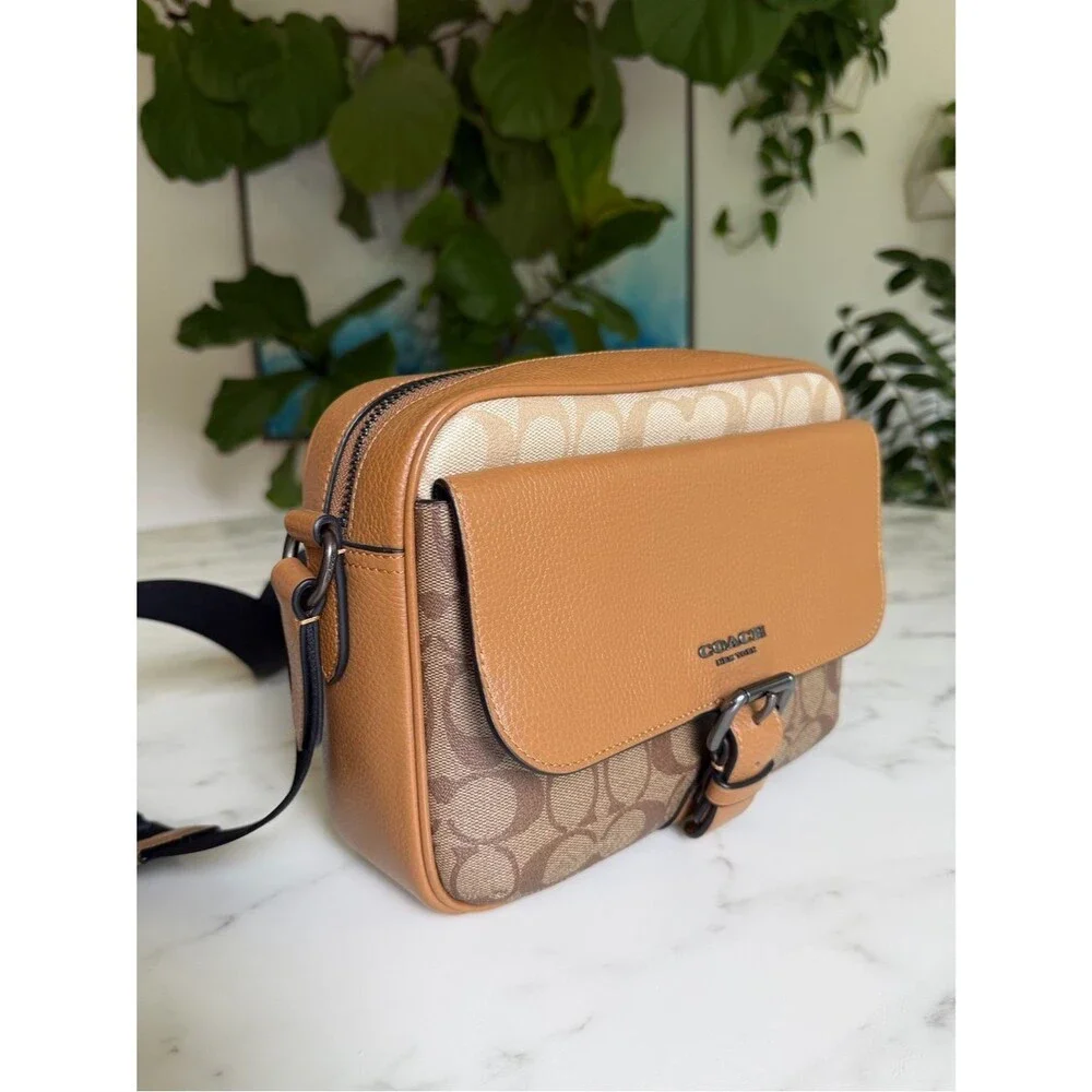 Coach Hudson Crossbody Bag In Colorblock Signature Canvas CR339 Light Saddle Tan